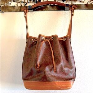ETRO Milano Red Paisley Drawstring Bucket Shoulder Bag Internal Zipper Pocket
